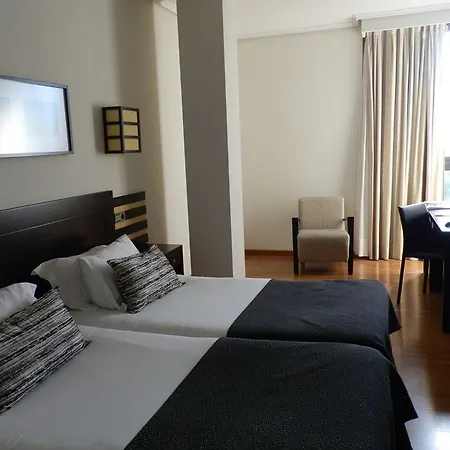 Hotell Exe Auriense 4*