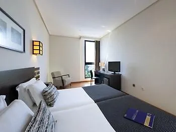 Otel Exe Auriense 4*