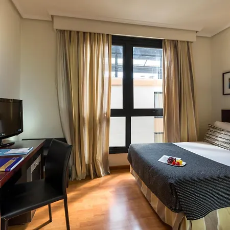 Otel Exe Auriense 4*